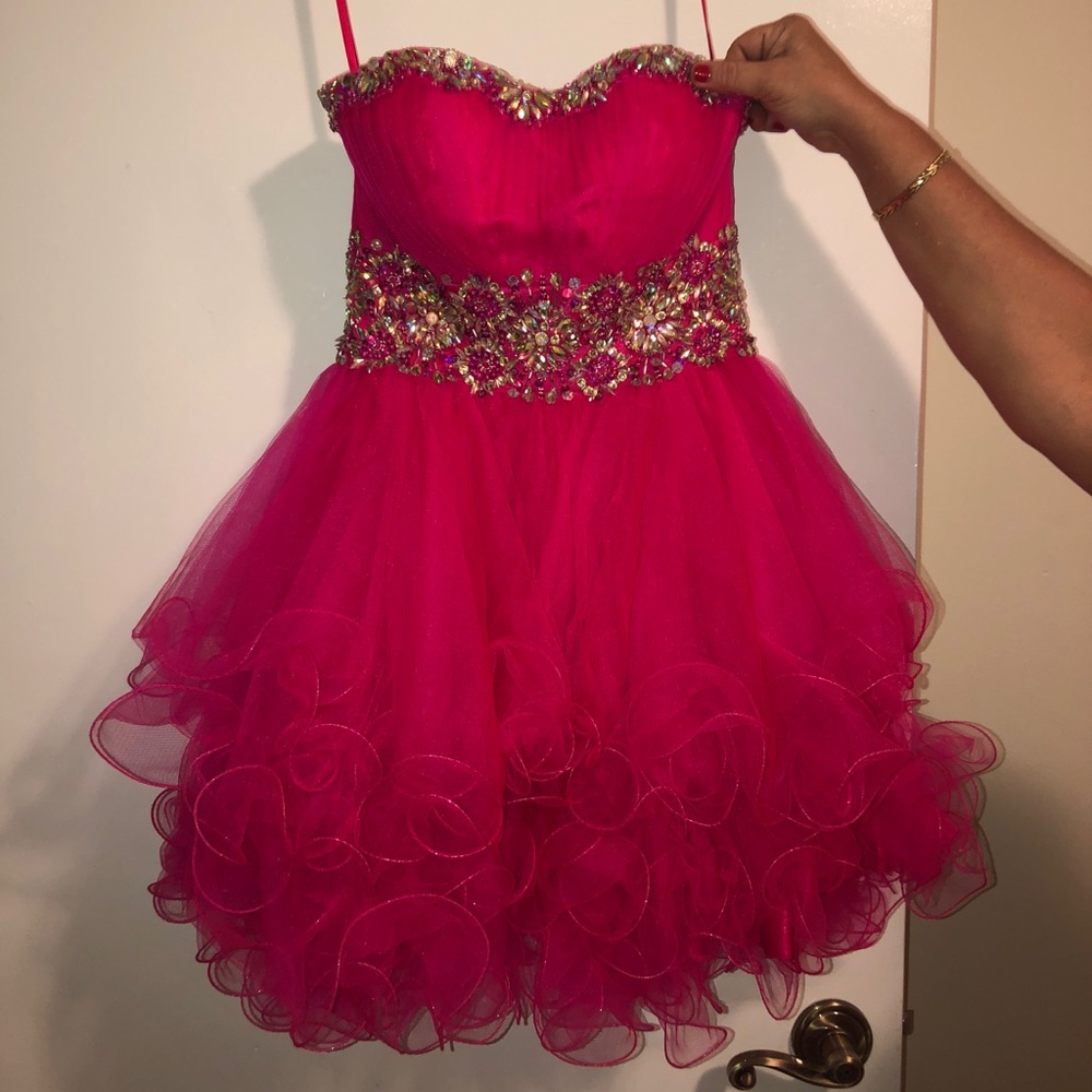 SOLD Beautiful Aspeed formal occasion dress!